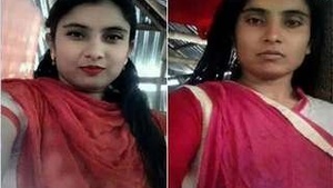 Desi girl takes nude selfies in front of the mirror