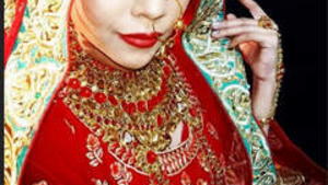 Indian bride flaunts her body in wedding night video
