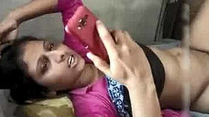 Indian college student gives a blowjob over the phone