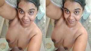 Girlfriend takes sexy selfies for her partner