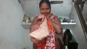 Watch a Bhopal housewife strip down in a hot movie