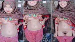 Pakistani teenager bares her natural hairy pussy on camera