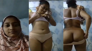 Village girl with big boobs flaunts her body in homemade video