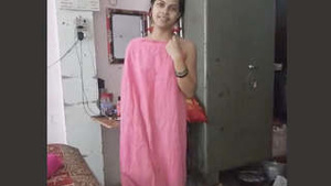 New part of Bhabhi's hot fucking in 5 clips