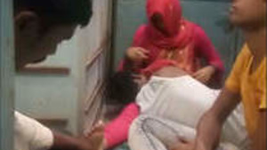 New video of romantic couple on train with steamy scenes