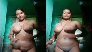 Exclusive video of Desi Budi talking dirty in Bangla while bathing