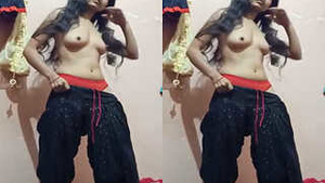 Watch a beautiful Indian girl get naked and give a blowjob for money