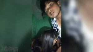 Desi bhabhi's first-time live MMS video in village