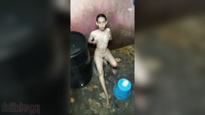 Desi teenager takes nude selfies in bathroom