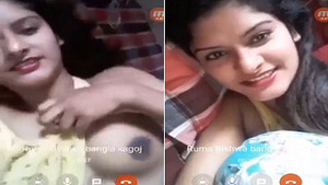 Cute Indian girl flaunts her boobs and masturbates in exclusive video