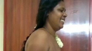 Jasmine Ceci of Kollam shows off her nude body in a Malayalam video