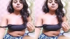 Part 1 of Desi Khushi Sheikh's solo masturbation video