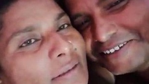 Senior couple in India enjoys steamy mobile sex video
