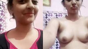 Sopna's cuteness on display as she shows off her breasts on cam