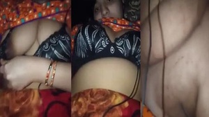 Big boobs Muslim girl goes nude on video call