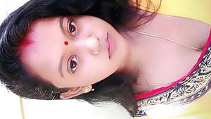 Shivani Singh flaunts her navel in a transparent saree