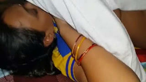 Desi bhabhi gets double penetrated by two boys