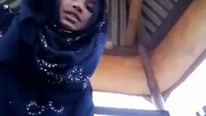 Cute teen in hijab shows off her sexy pussy in public