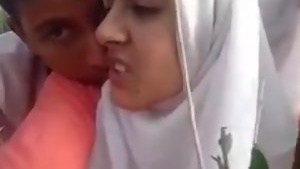 Arab girl gets fucked in hijab