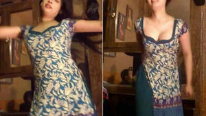Alisha Jaan flaunts her milky boobs in a seductive mujra video