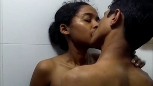 Desi lovers indulge in steamy bathroom sex